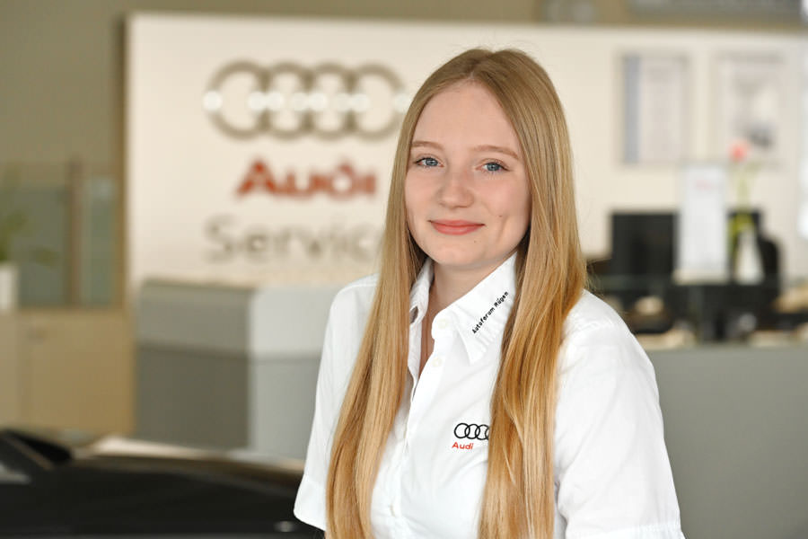 Lea Papenfuss - Ansprechpartnerin für den Gebrauchtwagenverkauf - Autoforum Rügen GmbH